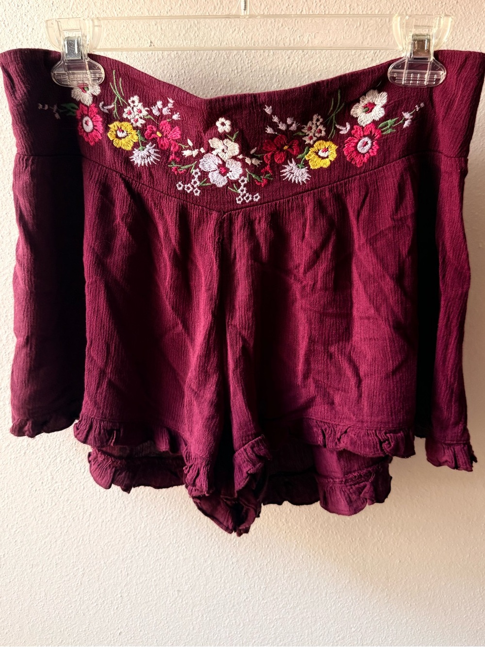 Women's Embroidered Shorts